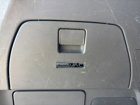 Used 2016 Honda Odyssey SE image 27