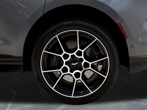 New 2025 Aston Martin DBX 707 image 48