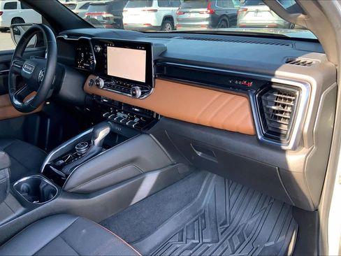 Used 2024 GMC Canyon AT4 w/ Canyon Safety Plus Package image 18