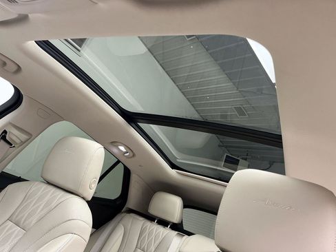 Certified 2023 Buick Envision Avenir AWD/4WD image 13