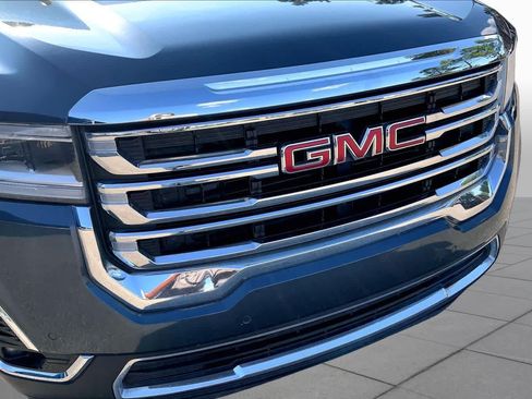 Used 2020 GMC Acadia SLT w/ Driver Alert Package II AWD/4WD image 30