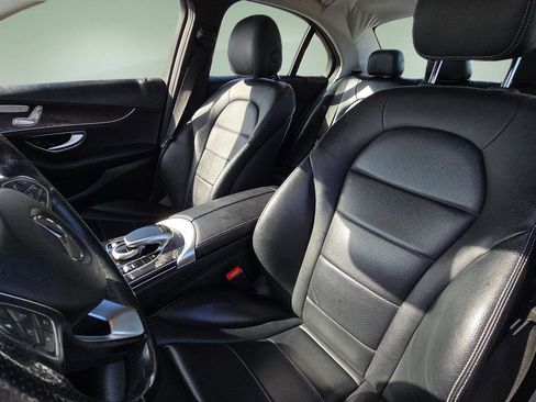 Used 2016 Mercedes-Benz C 300 Sedan image 24