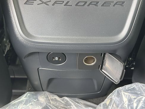 New 2026 Ford Explorer Active RWD image 22
