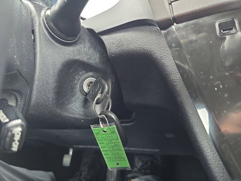 Used 2018 Toyota Sienna SE image 24