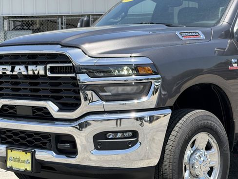 Used 2025 RAM 2500 Tradesman AWD/4WD image 8