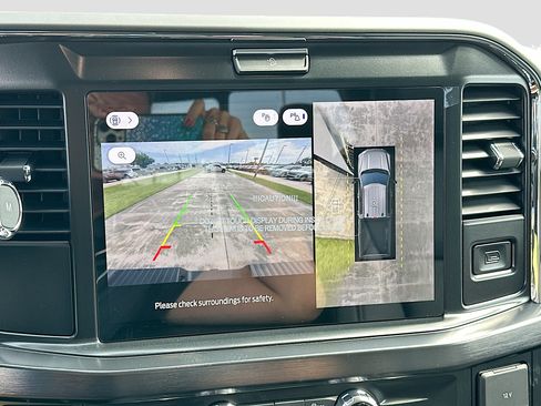 New 2026 Ford F250 4x4 Crew Cab Super Duty image 9