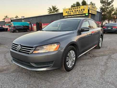 Used 2014 Volkswagen Passat 1.8T S image 2