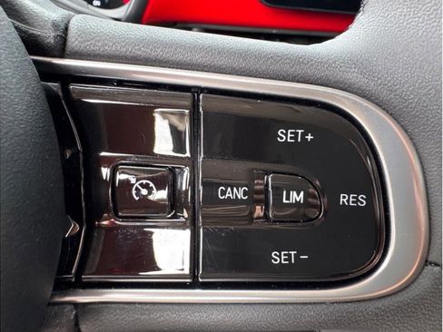 Used 2024 FIAT 500 e (RED) image 18