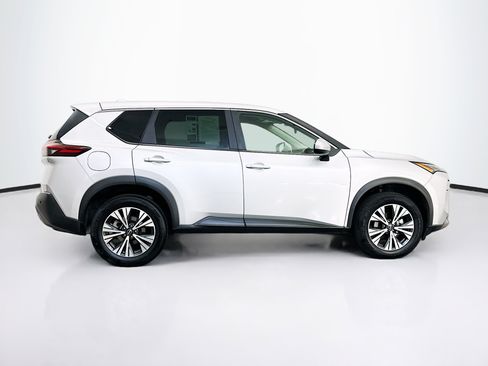 Used 2023 Nissan Rogue SV AWD/4WD image 10