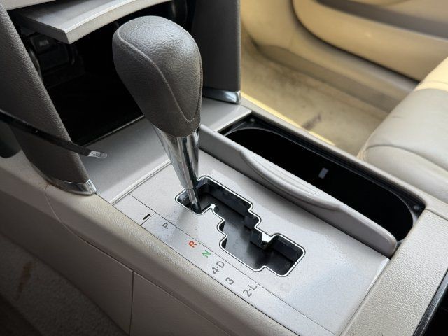Used 2008 Toyota Camry LE FWD image 16