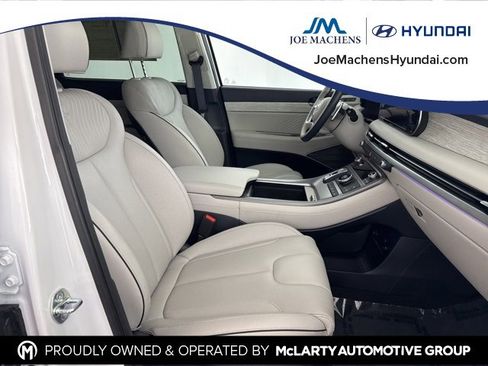 Used 2025 Hyundai Palisade Calligraphy image 23