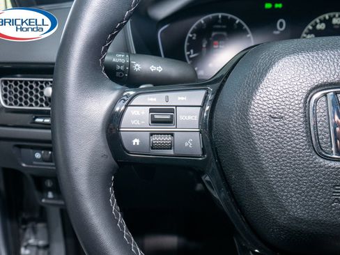 Used 2023 Honda Civic Sport image 25