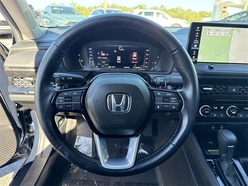 Used 2024 Honda Accord Touring image 37