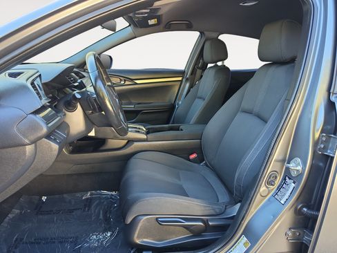 Used 2017 Honda Civic Sport image 5