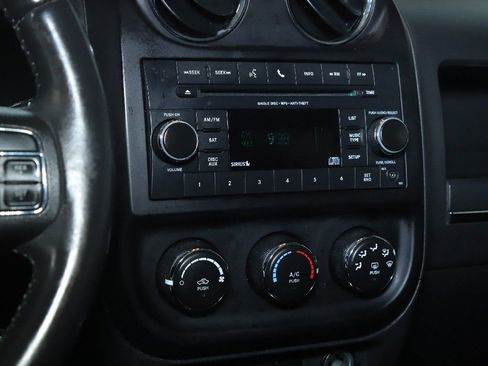 Used 2016 Jeep Patriot Sport w/ Power Value Group AWD/4WD image 24