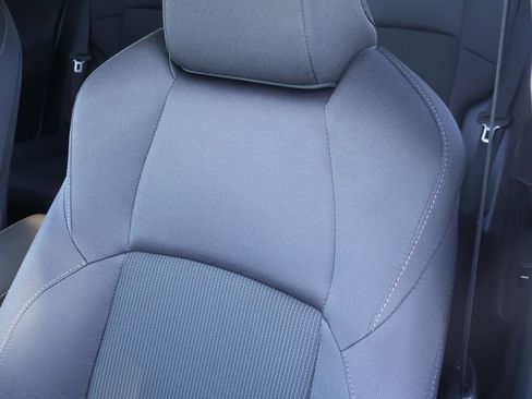 Used 2024 Toyota Venza LE image 22