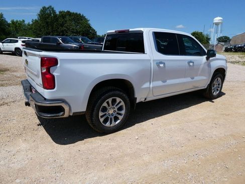 New 2026 Chevrolet Silverado 1500 LTZ w/ LTZ Premium Package AWD/4WD image 5