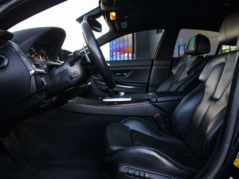 Used 2016 BMW M6 Gran Coupe image 25