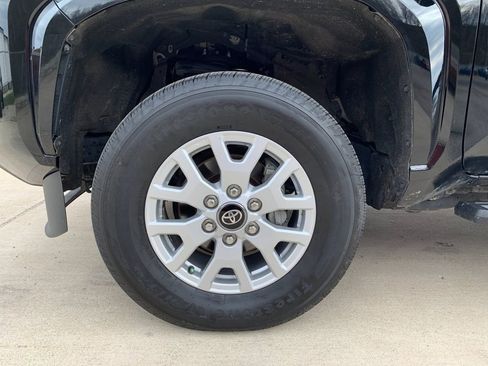 Used 2025 Toyota Tacoma SR w/ SR Upgrade Package image 32