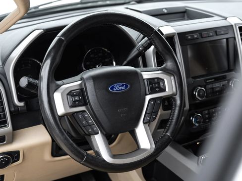 Used 2019 Ford F250 Lariat w/ Chrome Package AWD/4WD image 21