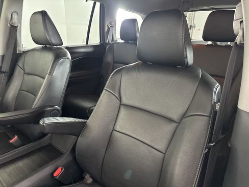 Used 2022 Honda Pilot Special Edition image 12