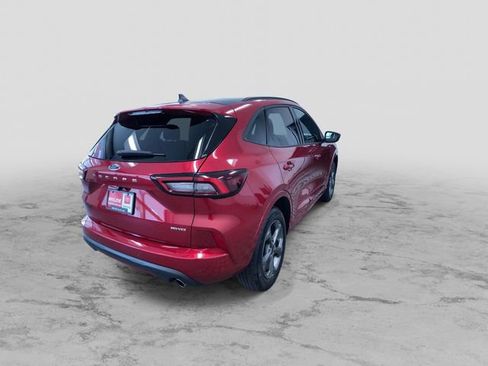 Used 2024 Ford Escape ST-Line w/ Tech Pack #1 AWD/4WD image 10