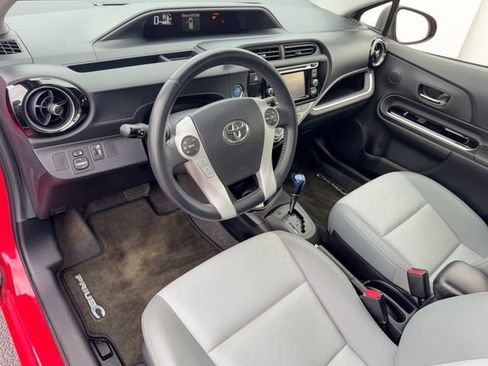 Used 2015 Toyota Prius C Four FWD image 16