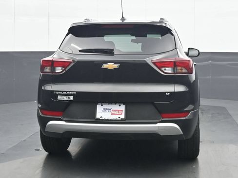 Used 2025 Chevrolet TrailBlazer LT FWD image 5