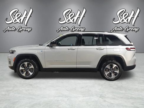Used 2024 Jeep Grand Cherokee Limited 4xe AWD/4WD image 19