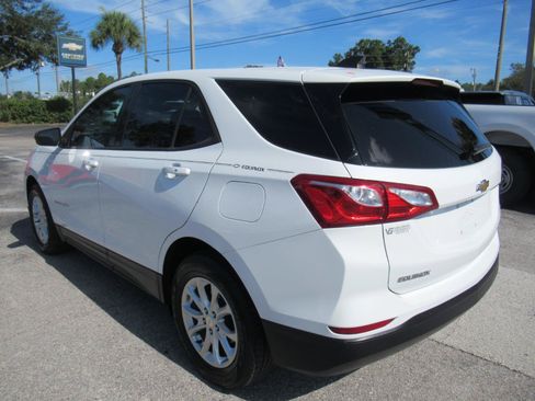 Used 2019 Chevrolet Equinox LS w/ LS Convenience Package FWD image 7