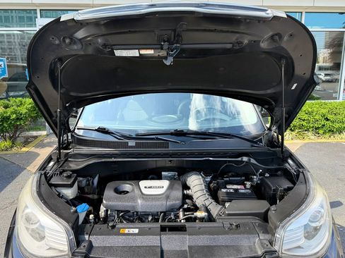 Used 2018 Kia Soul ! w/ Tech Package FWD image 37