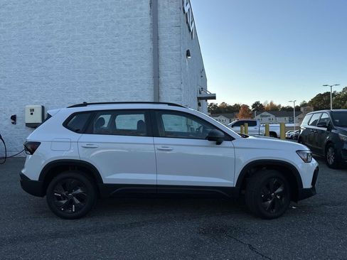 New 2026 Volkswagen Taos S image 30