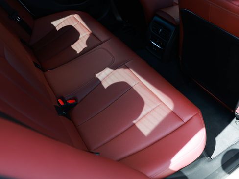 Used 2025 BMW M340i w/ Premium Package RWD image 16