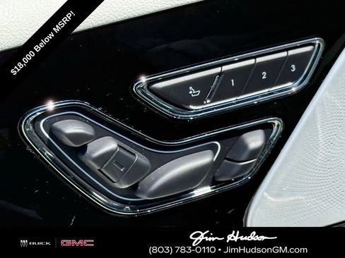 Used 2025 Lincoln Aviator Black Label AWD/4WD image 24