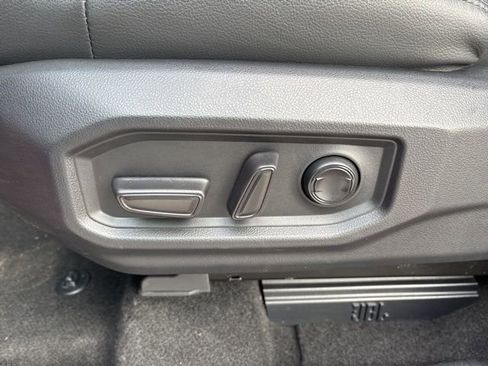 Used 2023 Toyota Tundra Limited image 42