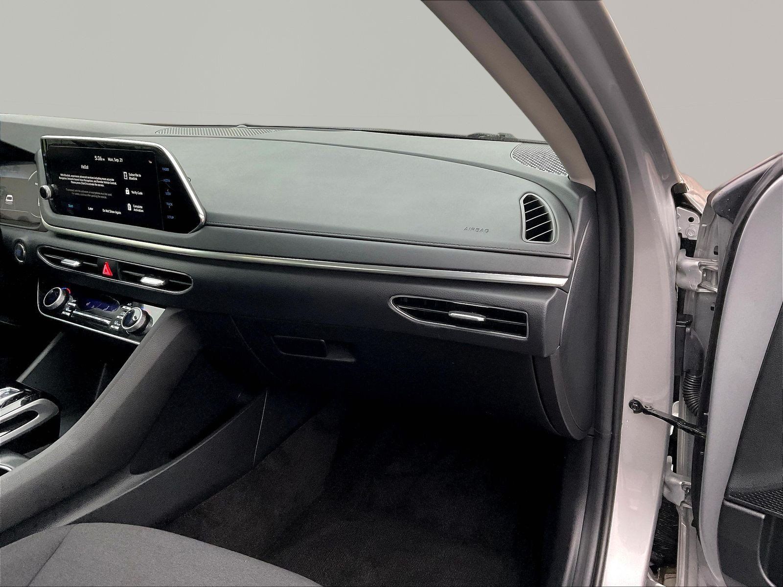 Used 2023 Hyundai Sonata SEL w/ Convenience Package FWD image 26