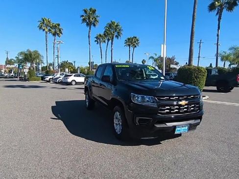 Used 2022 Chevrolet Colorado LT image 2