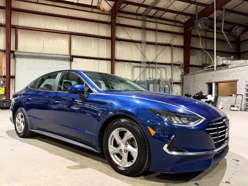 Used 2021 Hyundai Sonata SE image 1
