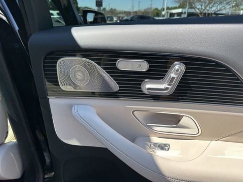 New 2026 Mercedes-Benz GLS 450 4MATIC image 39