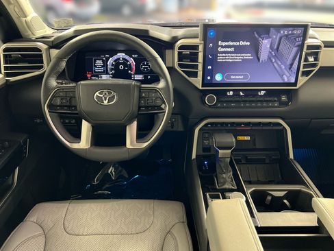 Used 2024 Toyota Tundra Limited AWD/4WD image 23