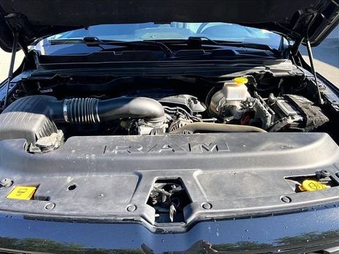 Used 2022 RAM 1500 Big Horn AWD/4WD image 10