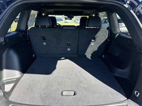 New 2026 Jeep Grand Cherokee Laredo image 12