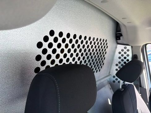 Used 2023 Ford Transit Connect XLT FWD image 6