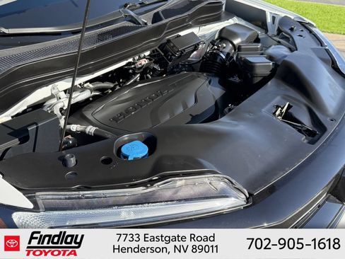 Used 2022 Honda Pilot Black Edition image 32