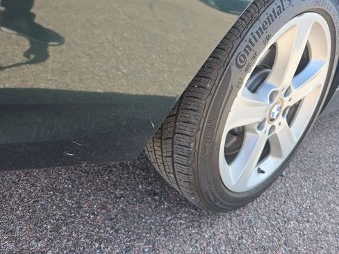 Used 2004 BMW 325xi Sedan AWD/4WD image 9