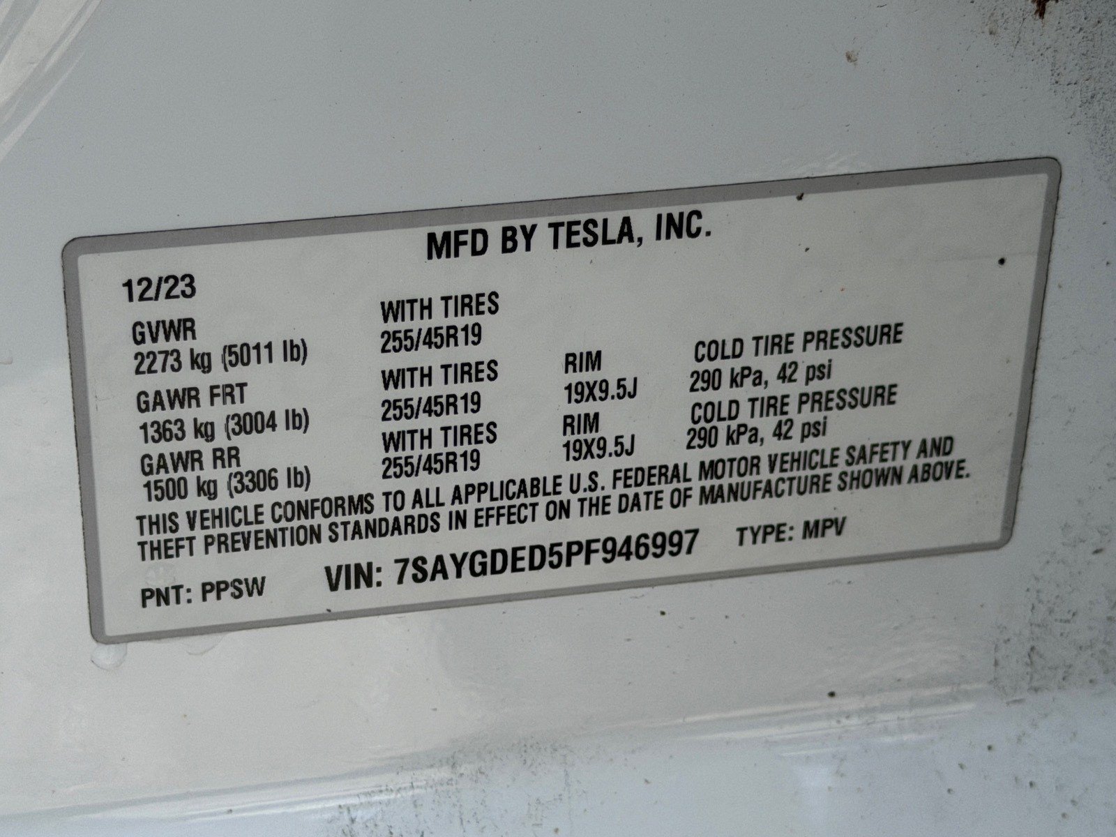 Used 2023 Tesla Model Y 2WD image 25