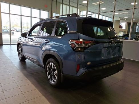 Certified 2025 Subaru Forester Premium image 4