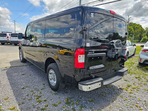 Used 2020 Nissan NV 3500 SV w/ Navigation Package RWD image 17