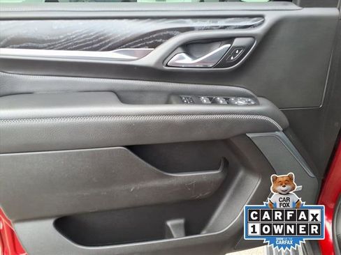 Used 2021 GMC Yukon Denali w/ Denali Premium Package image 14