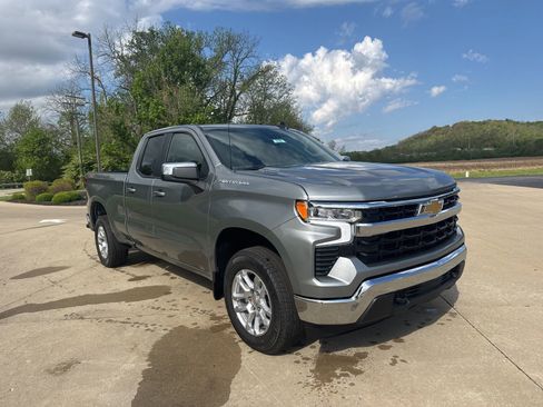 New 2026 Chevrolet Silverado 1500 LT AWD/4WD image 3
